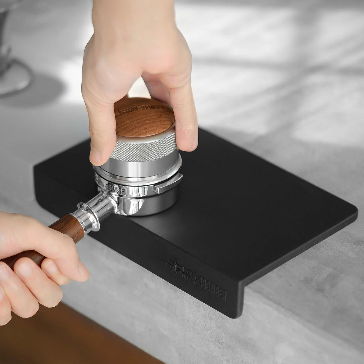 Silicone Coffee Tamper Mat – side view | Lastaforest
