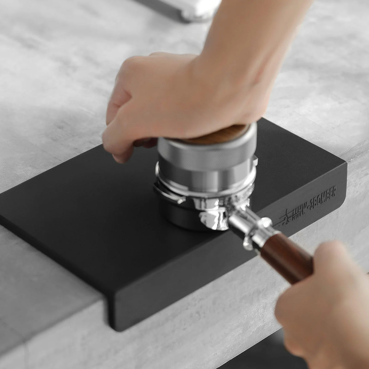 Silicone Coffee Tamper Mat – view 5 | Lastaforest