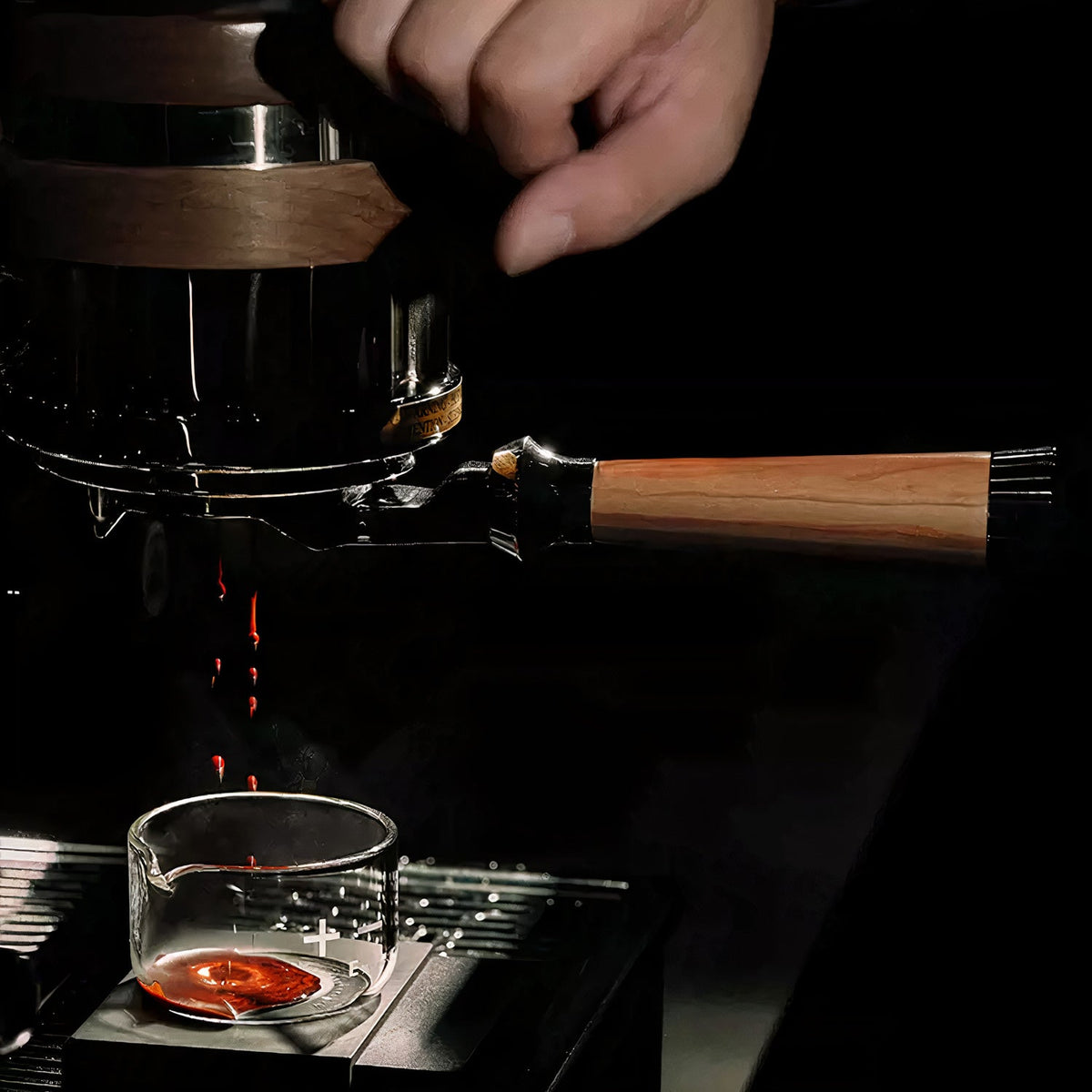 Italian Handle Bottomless Portafilter – view 9 | Lastaforest