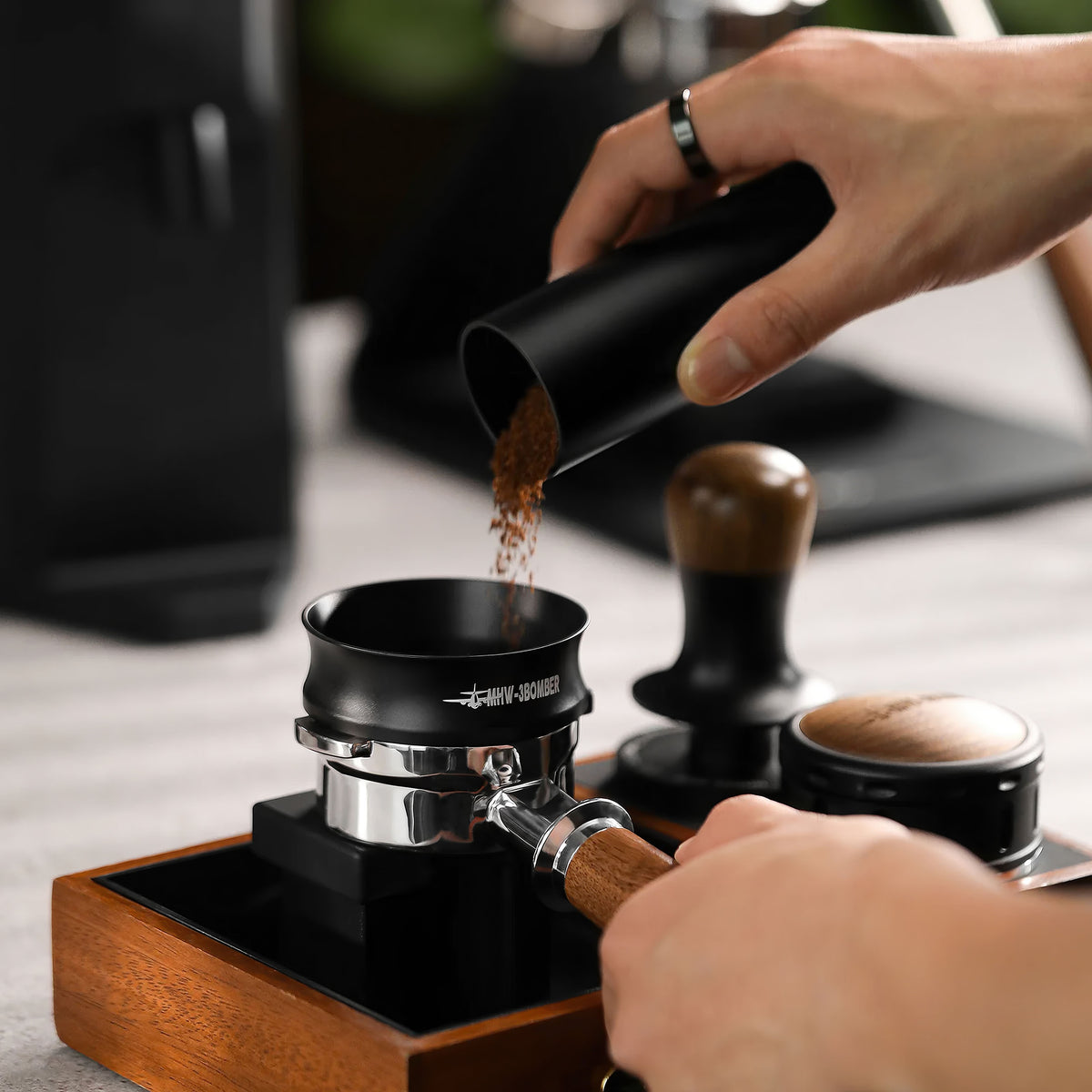 Espresso Magnetic Dosing Ring Aluminum Alloy – top view | Lastaforest