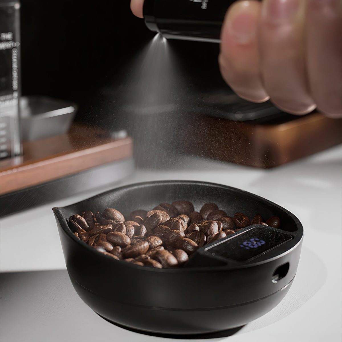 Electronic Walnut Coffee Scale With Leaf Shade – view 12 | Lastaforest