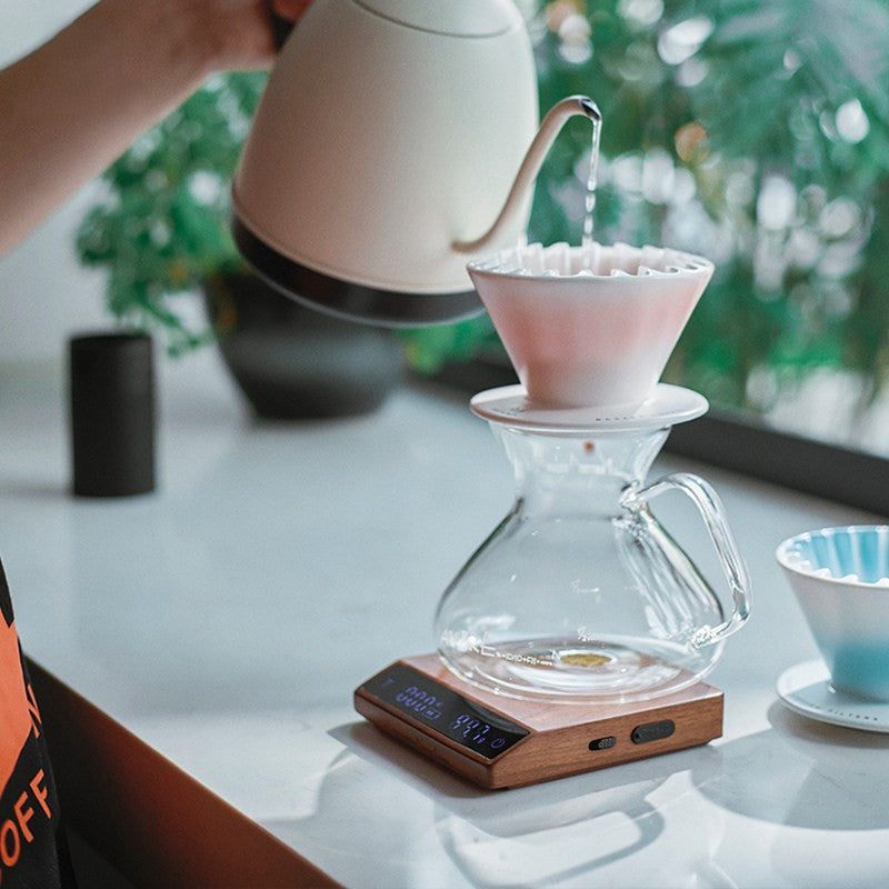 Cake V60 Filter Cup - Flat Bottom Ceramic Dripper – top view | Lastaforest