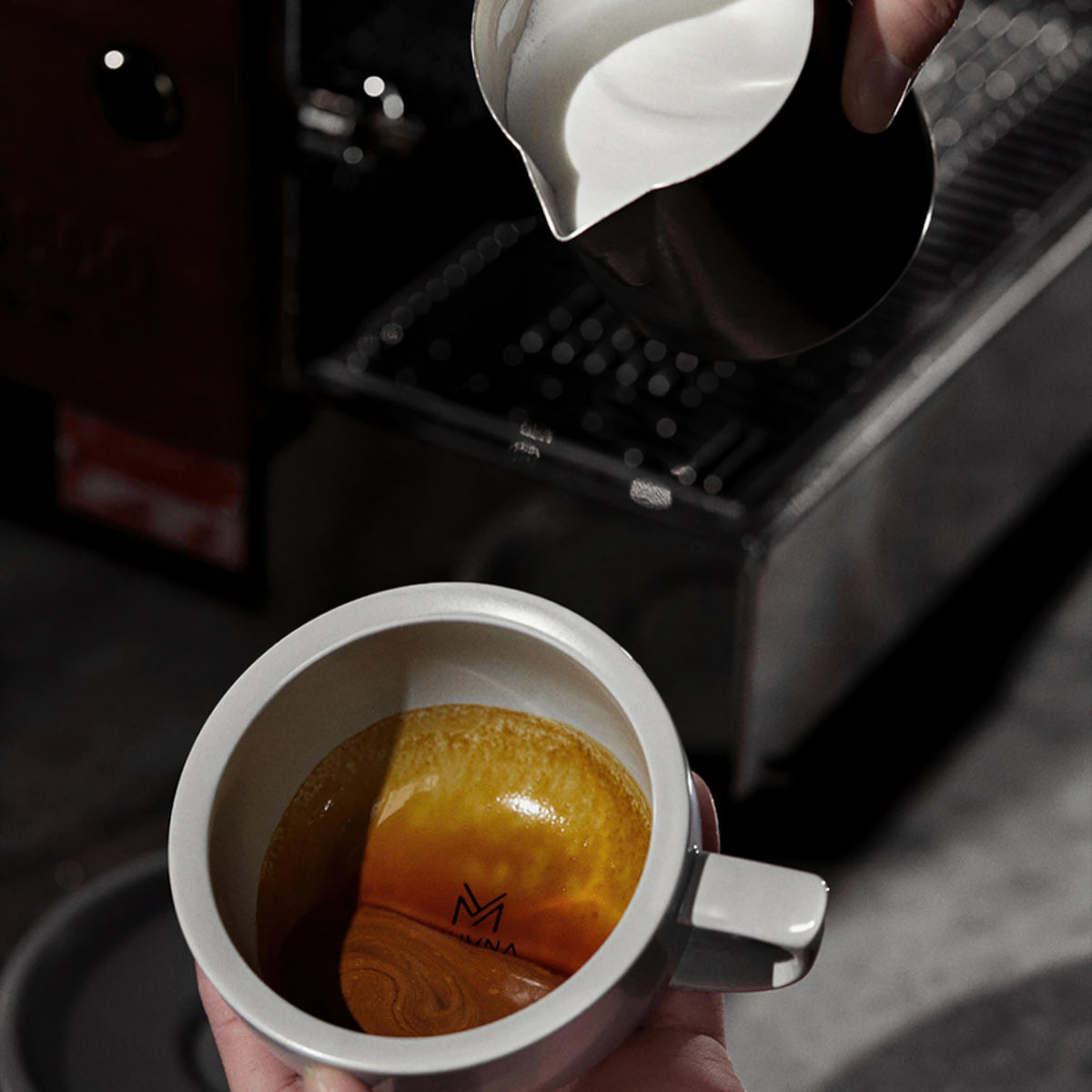 Embossed Ceramic Latte Cup 280ml – view 11 | Lastaforest