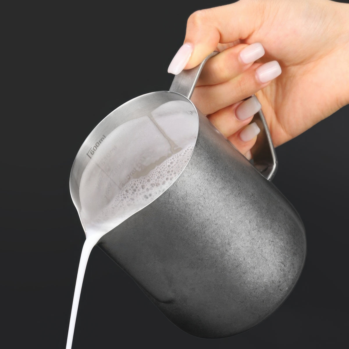 Linea Precision Latte Art Pitcher – view 5 | Lastaforest