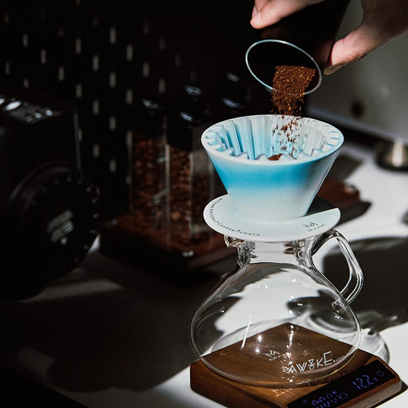 Cake V60 Filter Cup - Flat Bottom Ceramic Dripper – detail view | Lastaforest