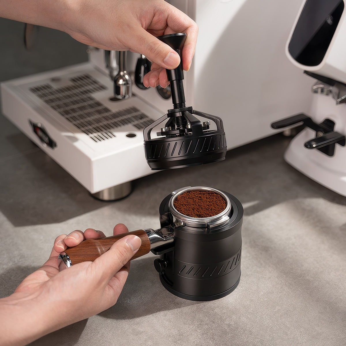 Multi-Function Portafilter Tamping Holder – view 12 | Lastaforest