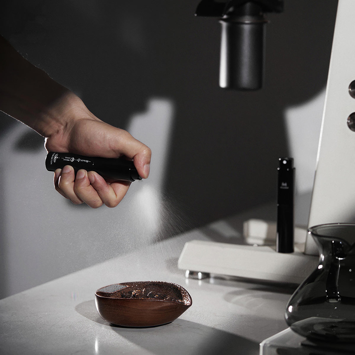 Anti-Static Coffee Grinder Spray Bottle – top view | Lastaforest