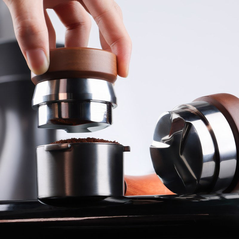 Espresso Distributor with Walnut Handle – top view | Lastaforest