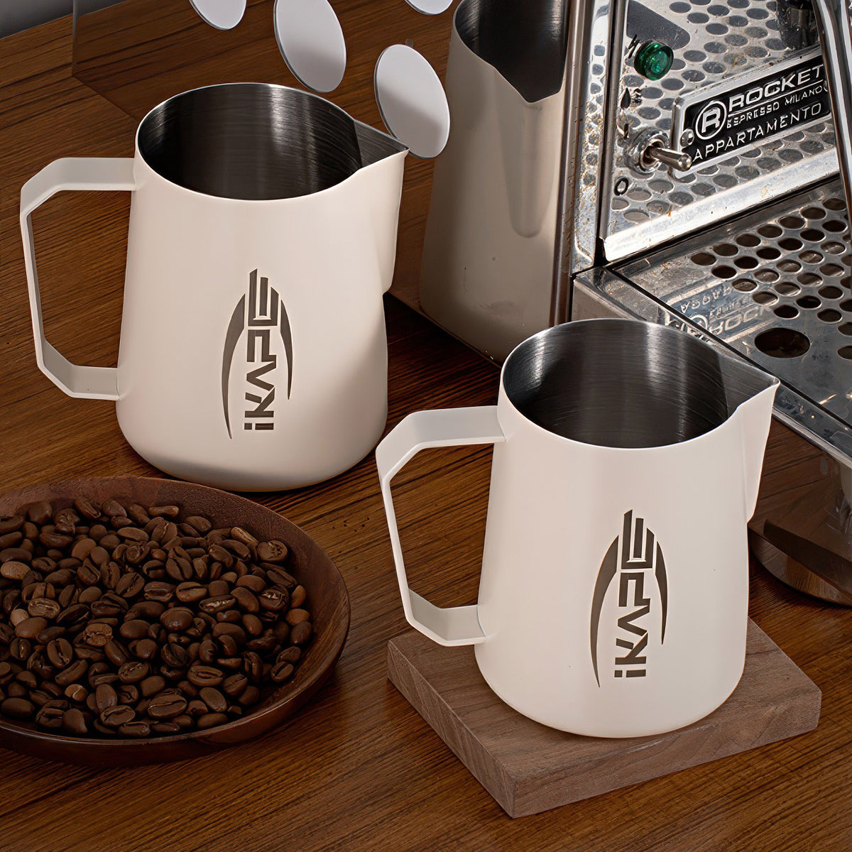 V1 Milk Frothing Cup Pitcher – view 7 | Lastaforest