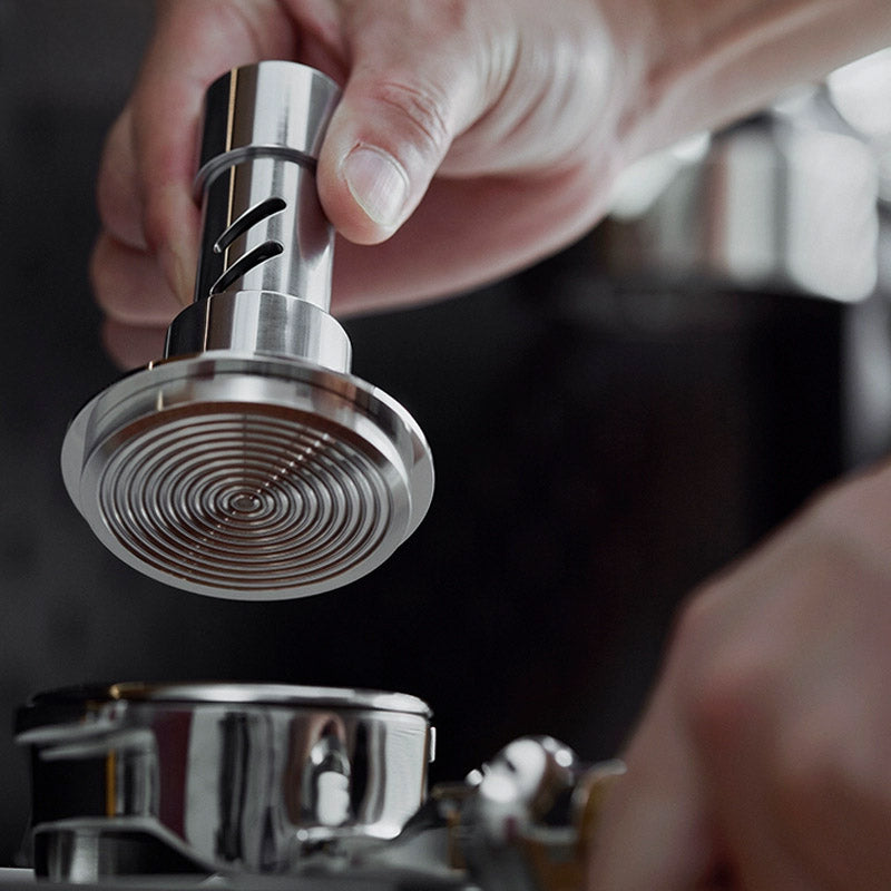 Four Spring Titan Tamper & Distributor – detail view | Lastaforest