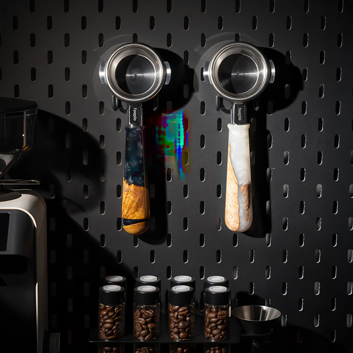 Walnut & Resin Handle Bottomless Portafilter – view 6 | Lastaforest
