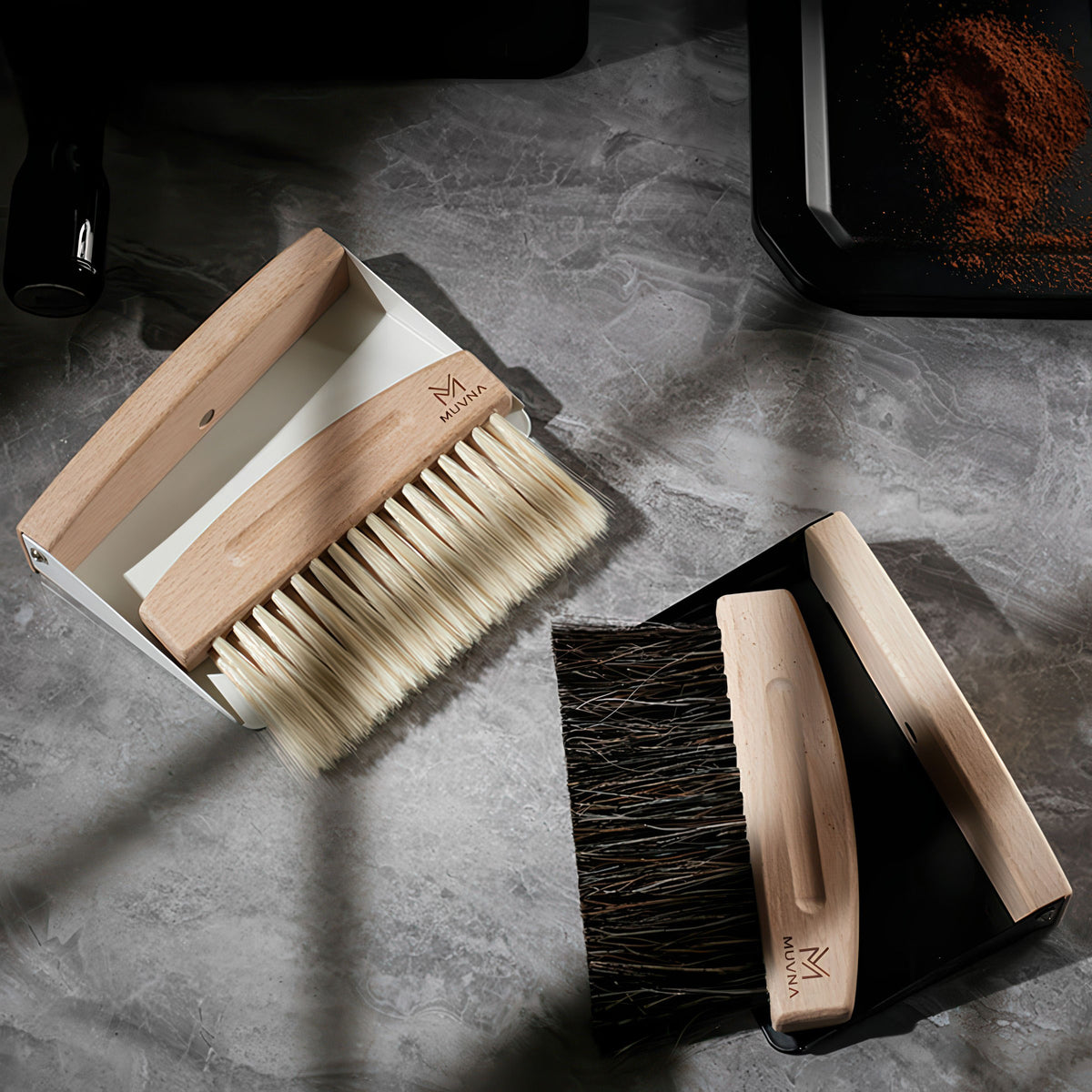 Solid Wood Coffee Cleaning Brush Set – view 10 | Lastaforest