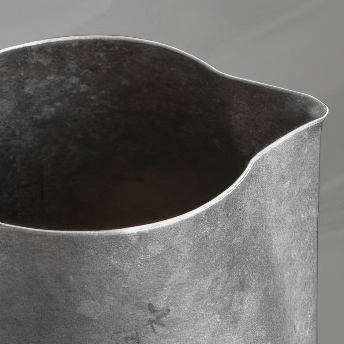 Aurora Crystal Titanium Latte Pitcher – view 12 | Lastaforest