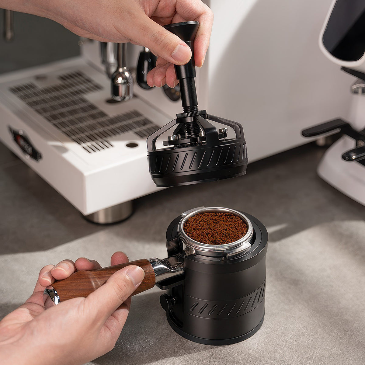 Multi-Function Portafilter Tamping Holder – view 10 | Lastaforest