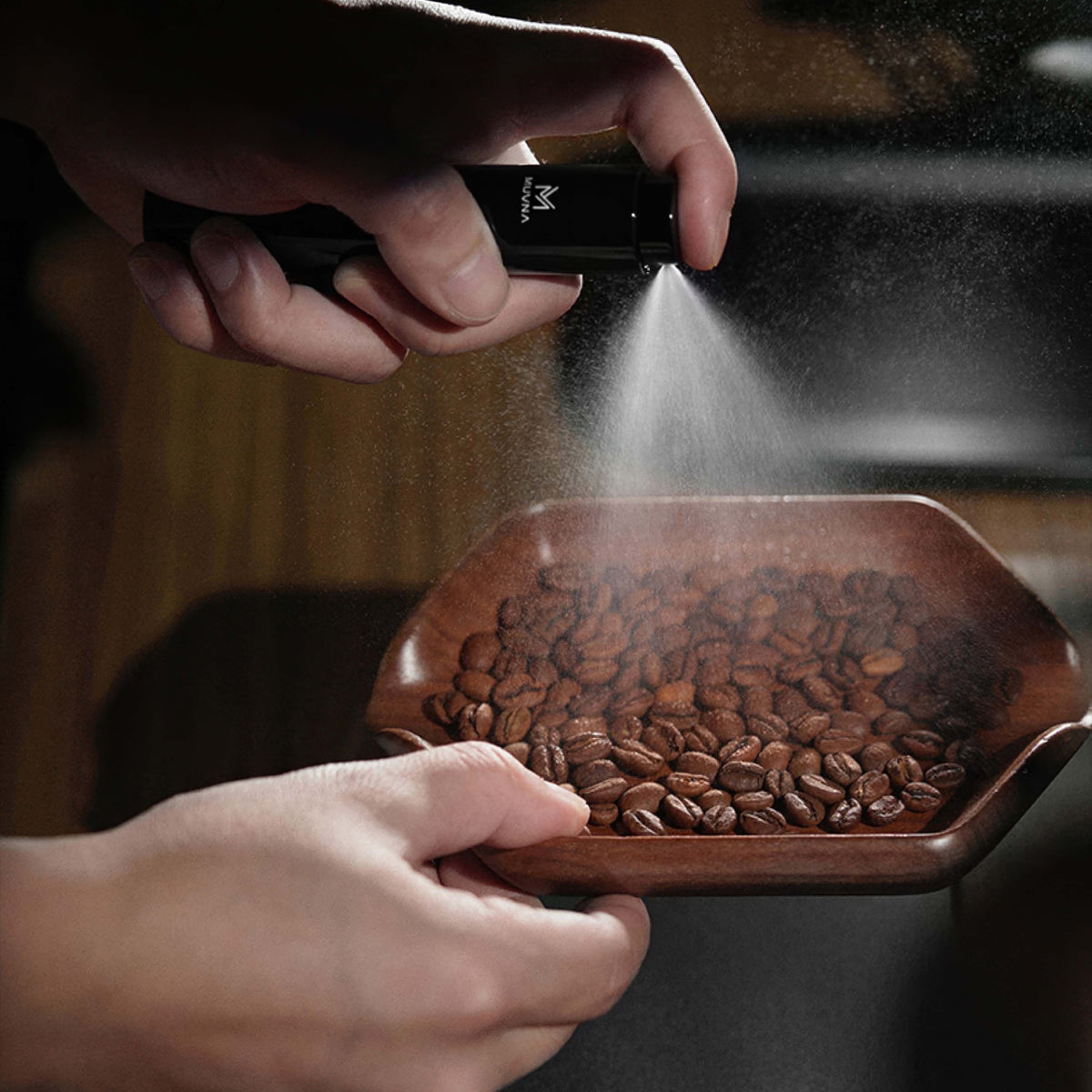 Anti-Static Coffee Grinder Spray Bottle – view 6 | Lastaforest