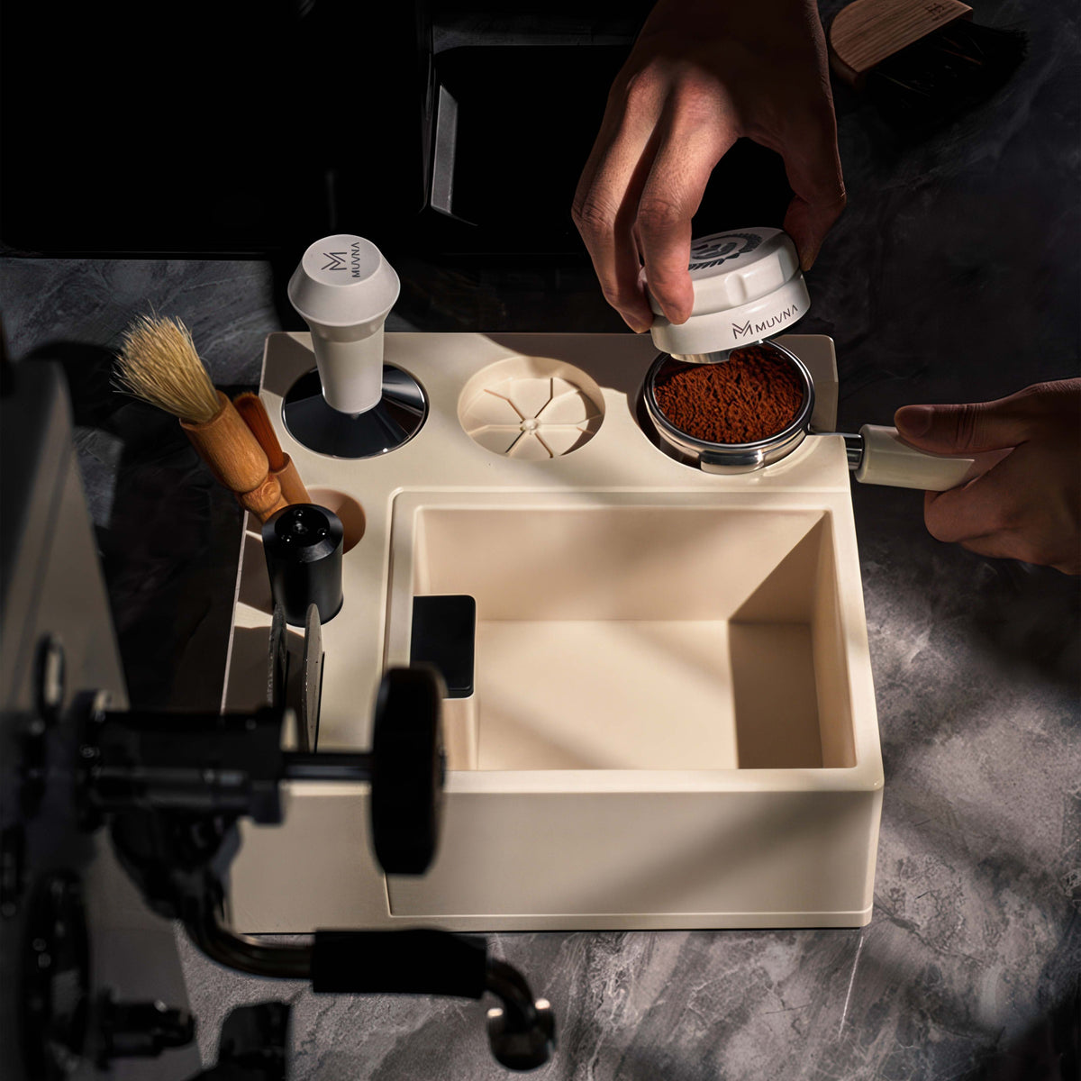 Espresso Knock Box and Tamp Station for Barista – detail view | Lastaforest