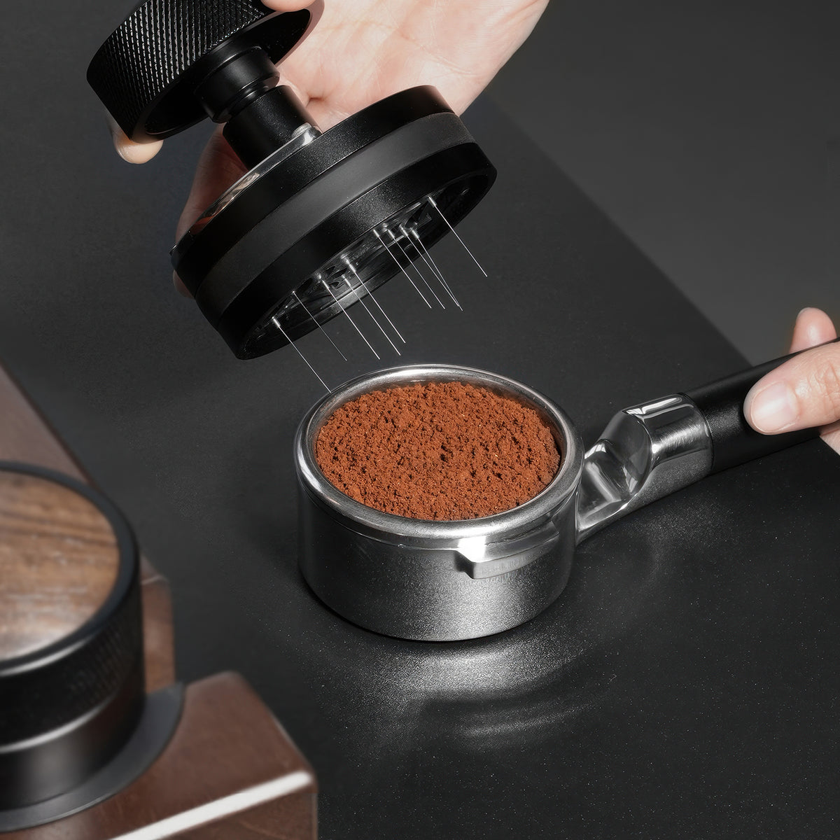 Handcrafted Flat-bottom Bottomless Portafilter – view 8 | Lastaforest