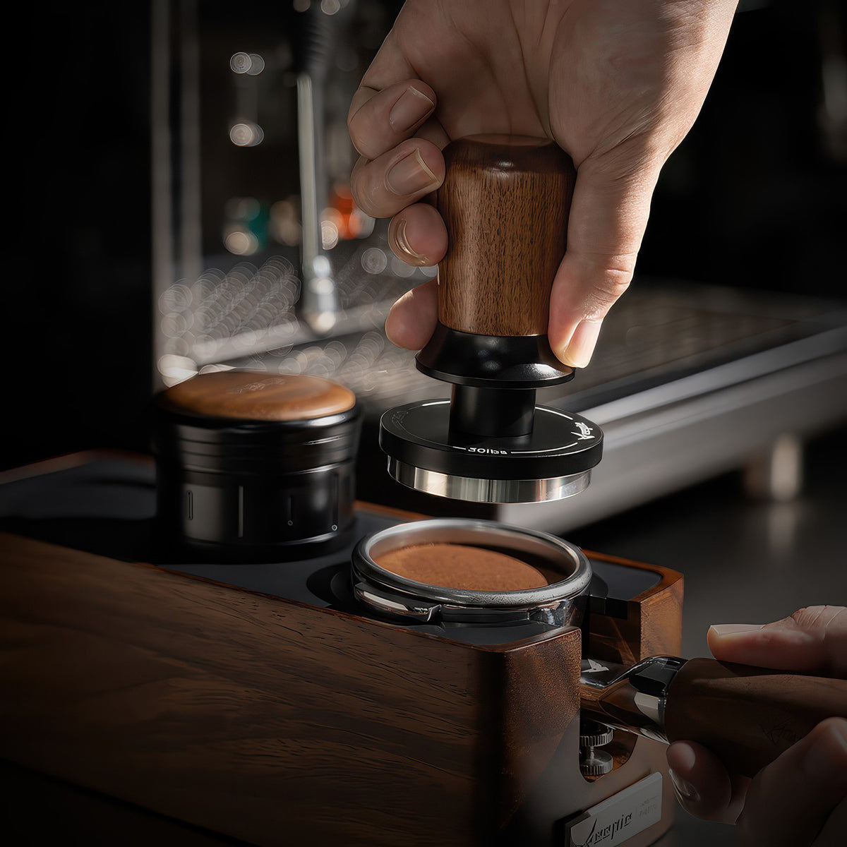 Walnut Coffee Tamper Balanced Design – view 14 | Lastaforest