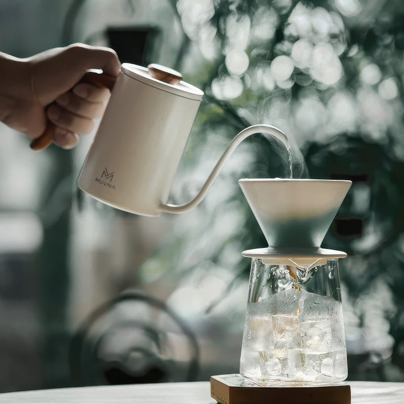 Swan Neck Pour-Over Kettle – detail view | Lastaforest
