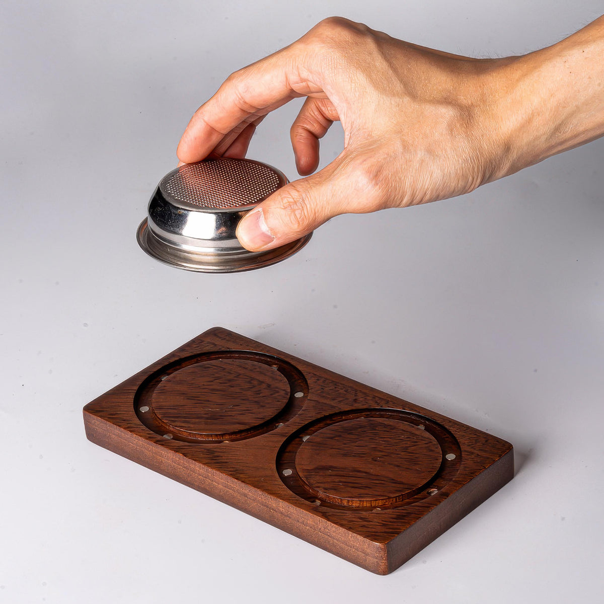 Magnetic Espresso Filter Basket Holder 58MM – top view | Lastaforest