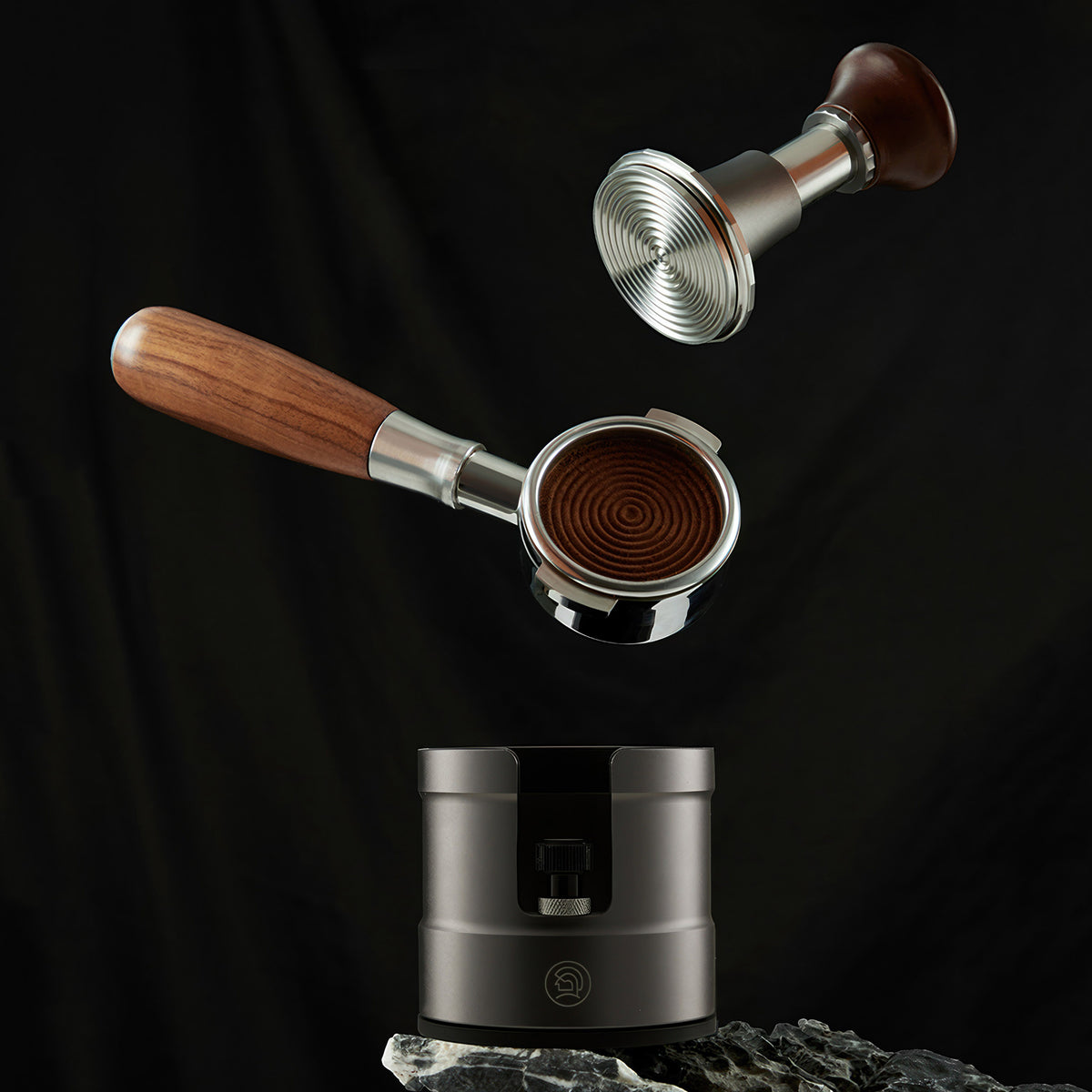 Thunder Espresso Tamping Holder – detail view | Lastaforest