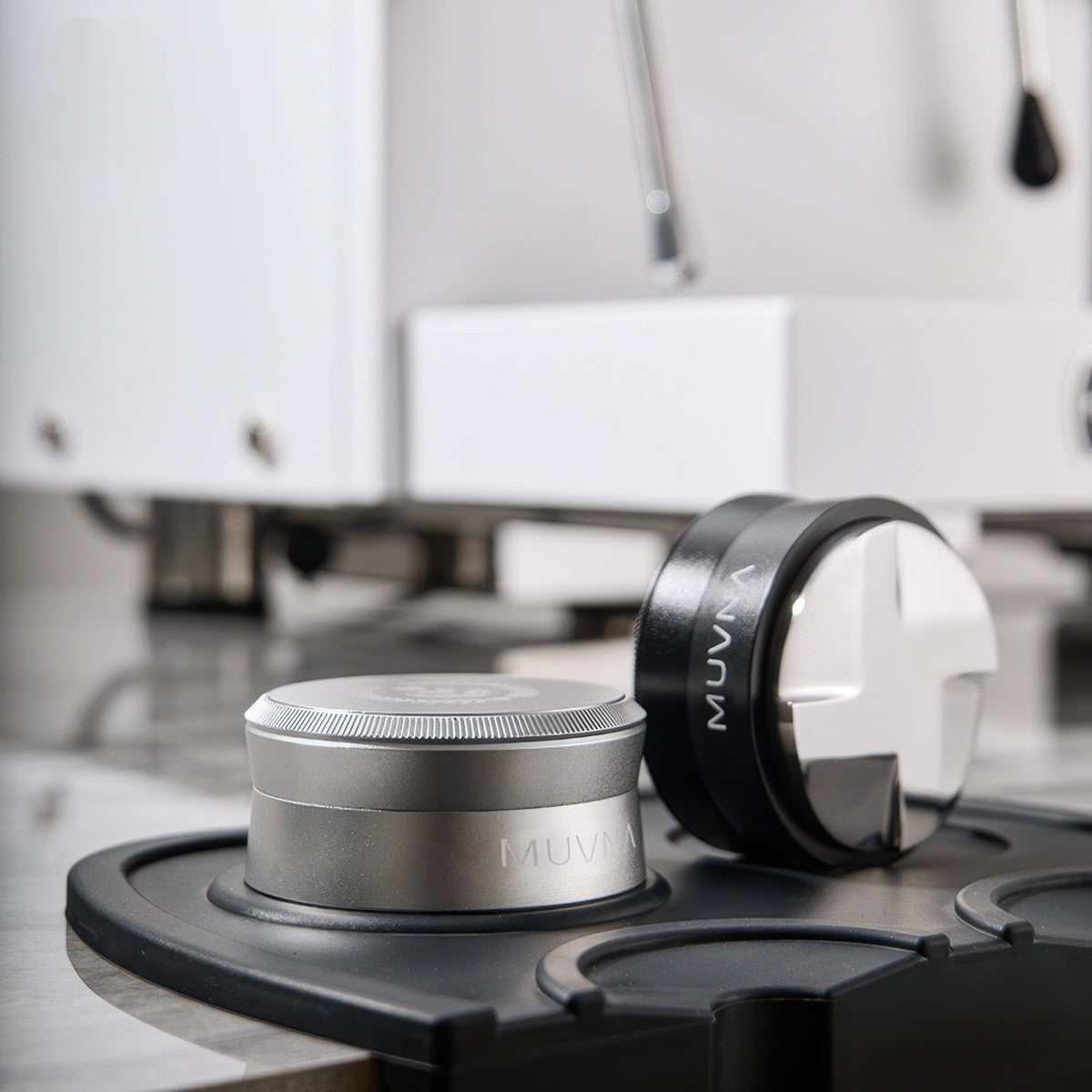 Self-Leveling Gravity Espresso Tamper