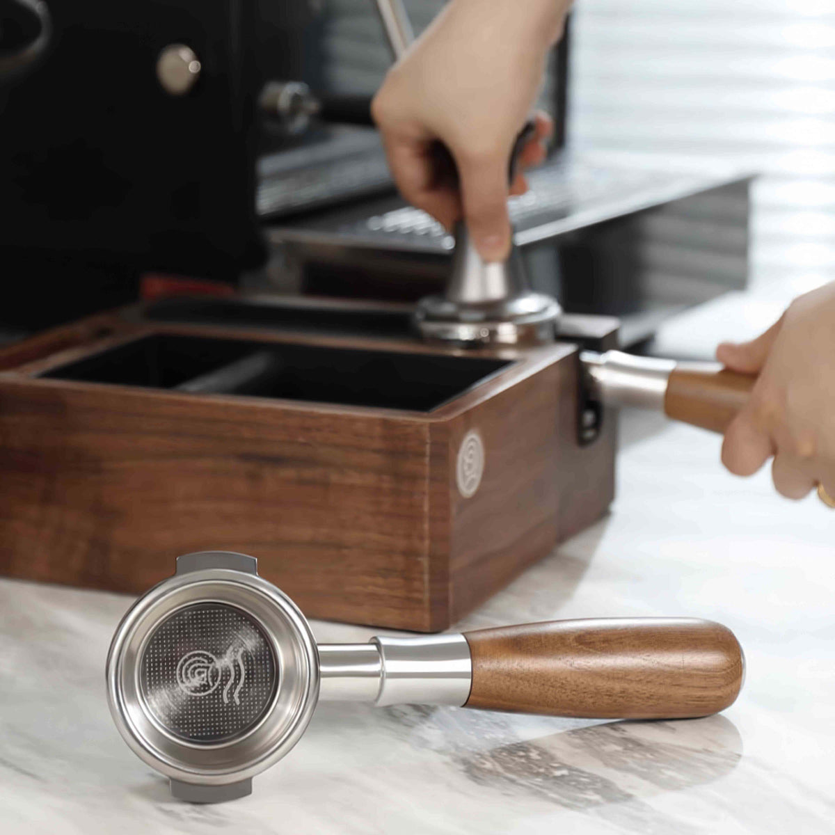 ThunderShot Bottomless Portafilter – side view | Lastaforest