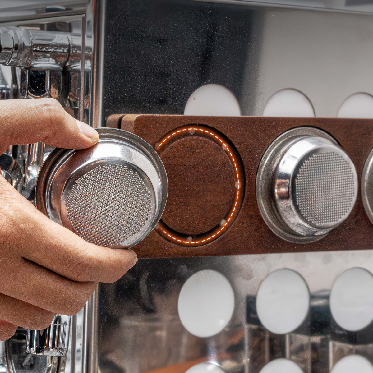 Magnetic Espresso Filter Basket Holder 58MM – view 5 | Lastaforest