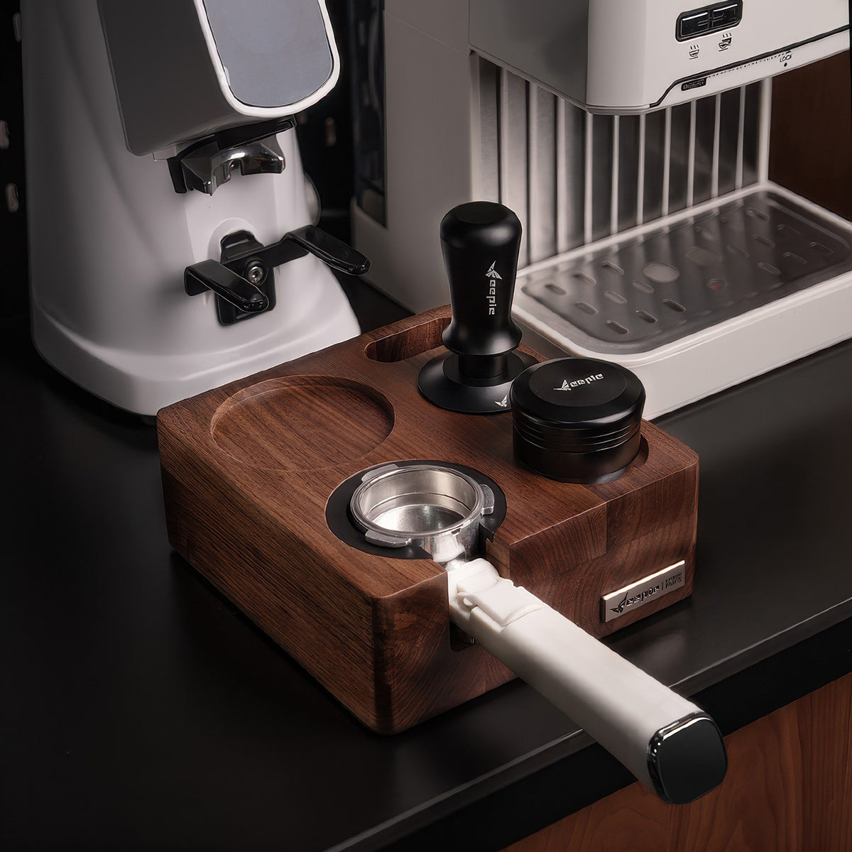 Walnut Wood Coffee Tamping Station – view 7 | Lastaforest