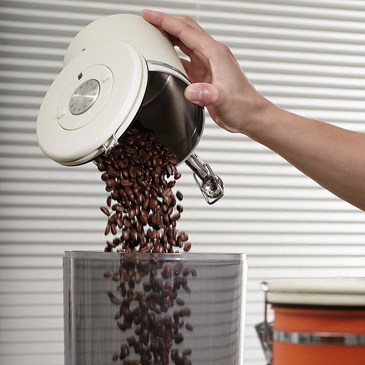Airtight Coffee Bean Storage Canister – side view | Lastaforest