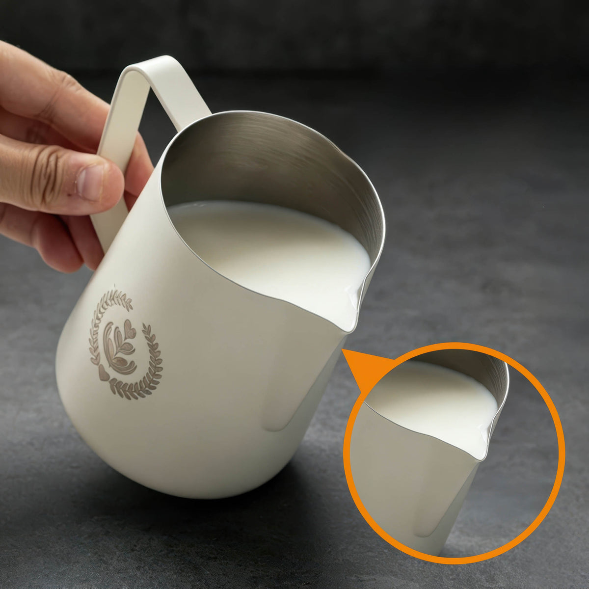 Anti-Overflow Milk Pitcher 600ml - Latte Art Jug – view 5 | Lastaforest