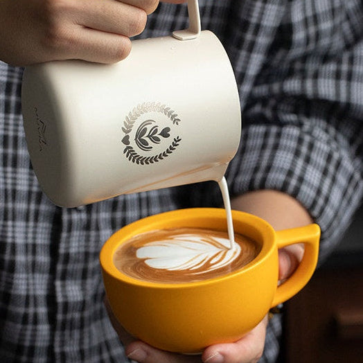 Anti-Overflow Milk Pitcher 600ml - Latte Art Jug – detail view | Lastaforest