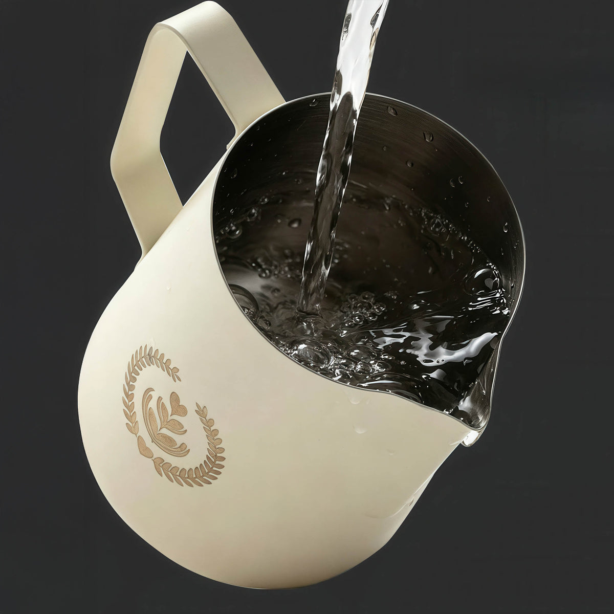 Anti-Overflow Milk Pitcher 600ml - Latte Art Jug – view 10 | Lastaforest